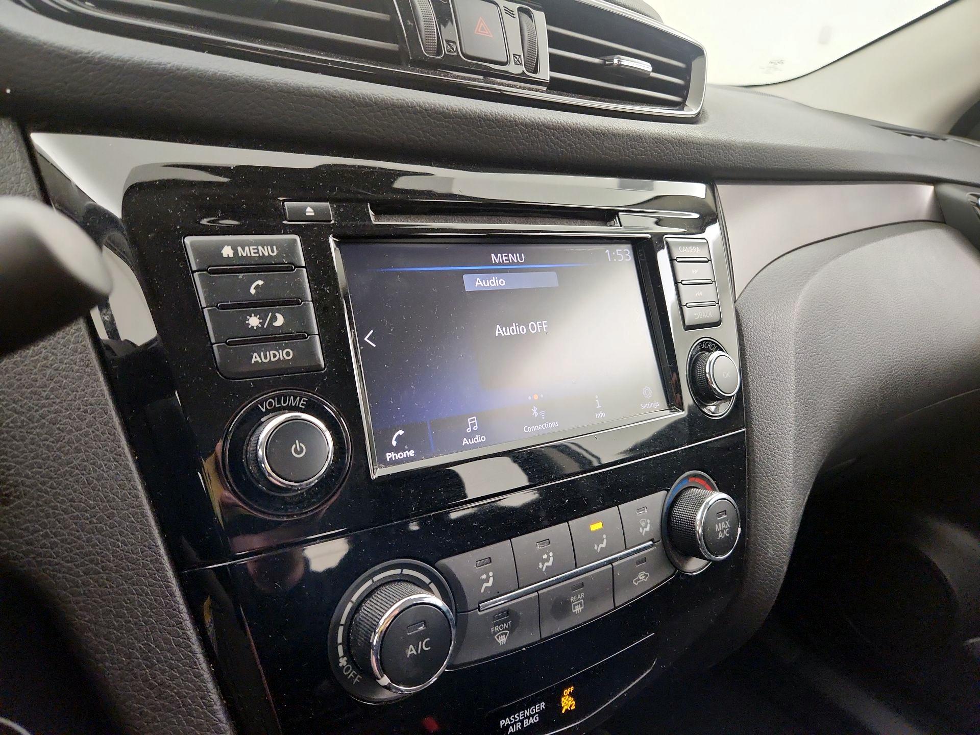 Thumbnail: 2022 Nissan Rogue Sport - 15