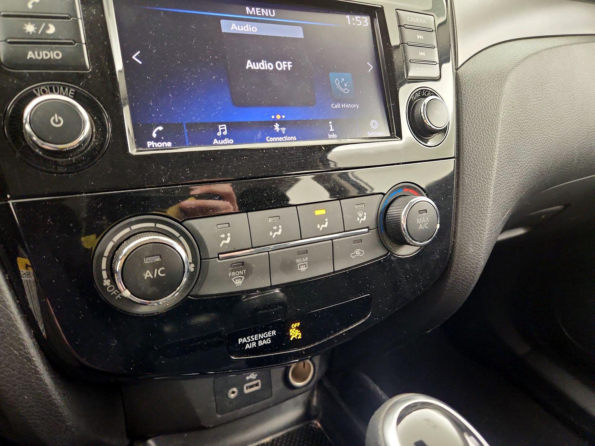 Thumbnail: 2022 Nissan Rogue Sport - 16