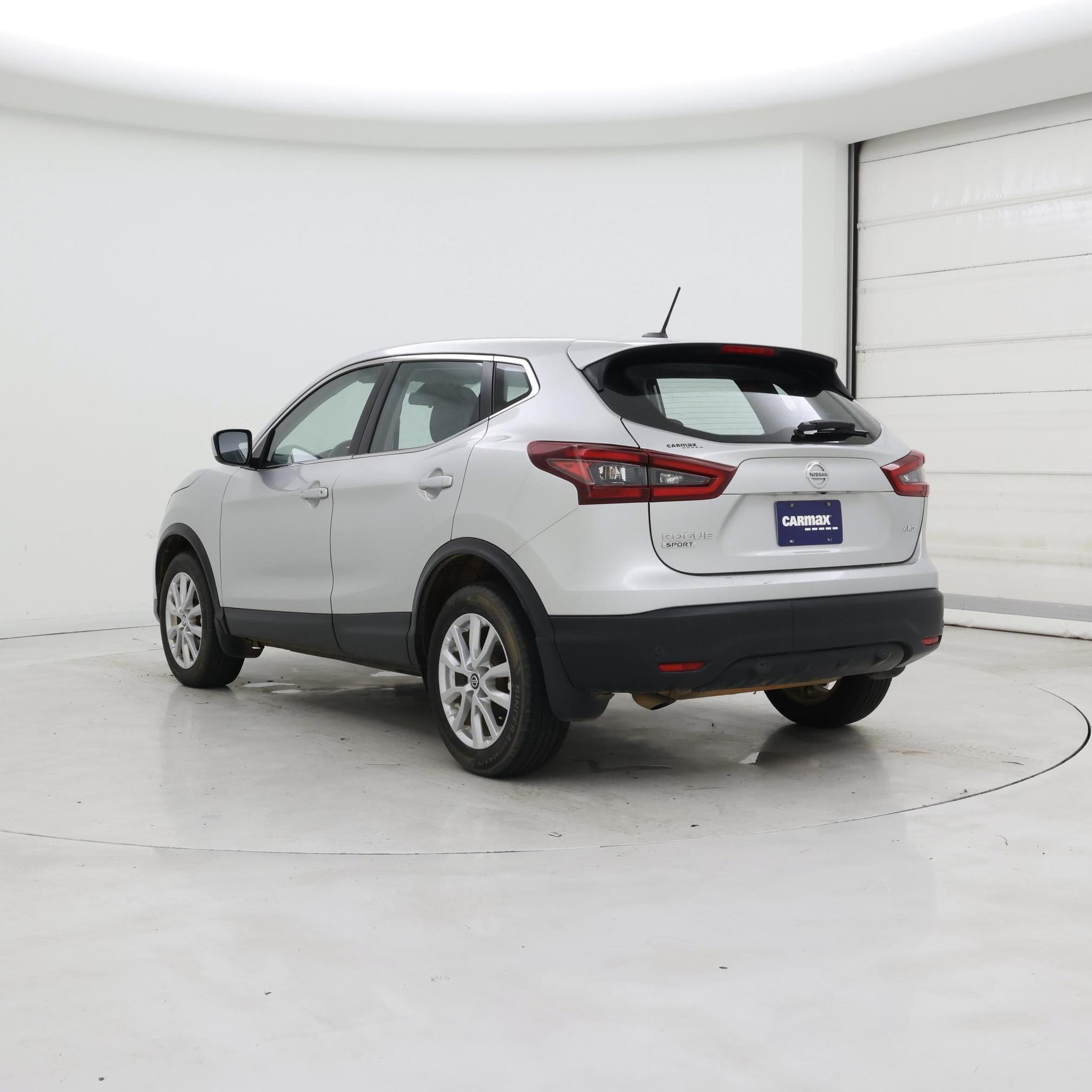 Thumbnail: 2022 Nissan Rogue Sport - 2