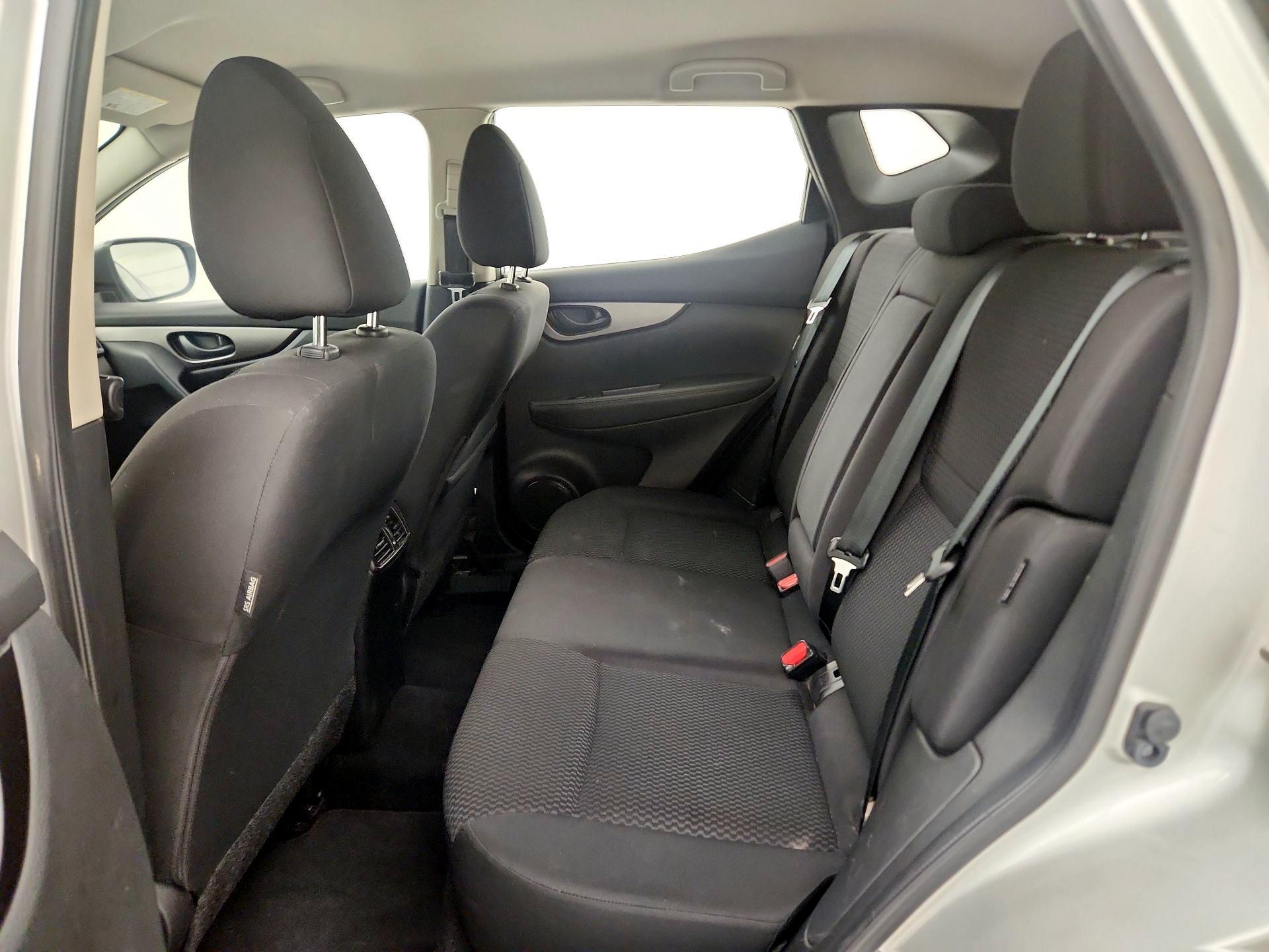 Thumbnail: 2022 Nissan Rogue Sport - 19