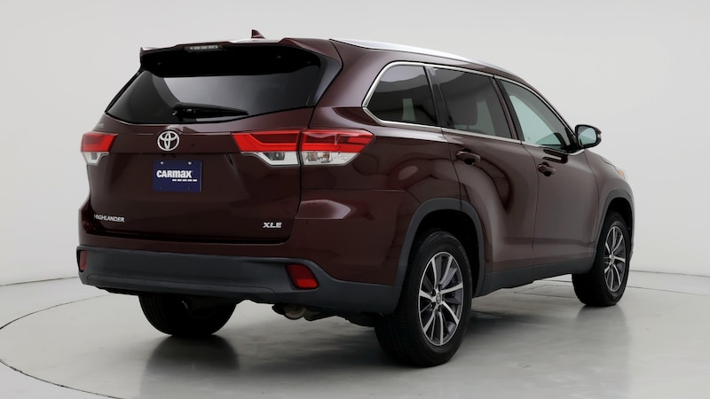 2019 Toyota Highlander XLE 8