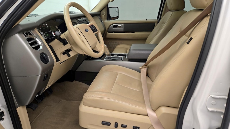 2014 Ford Expedition XLT 11