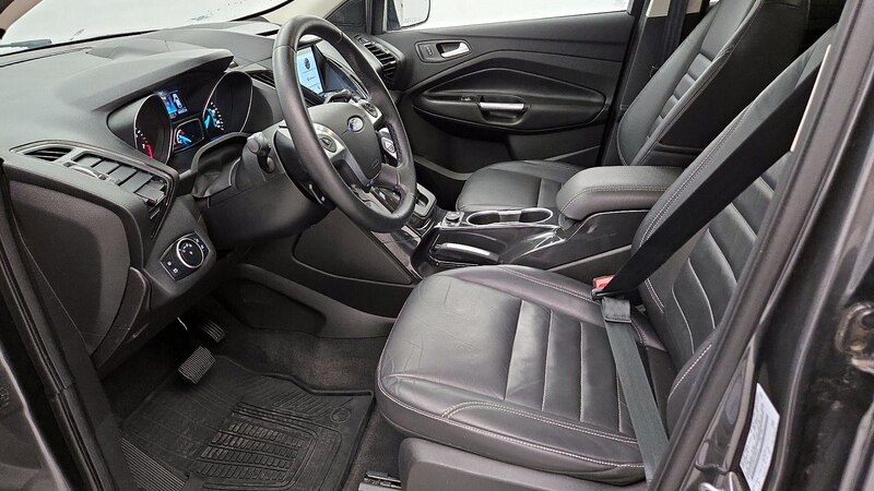 2016 Ford Escape Titanium 11