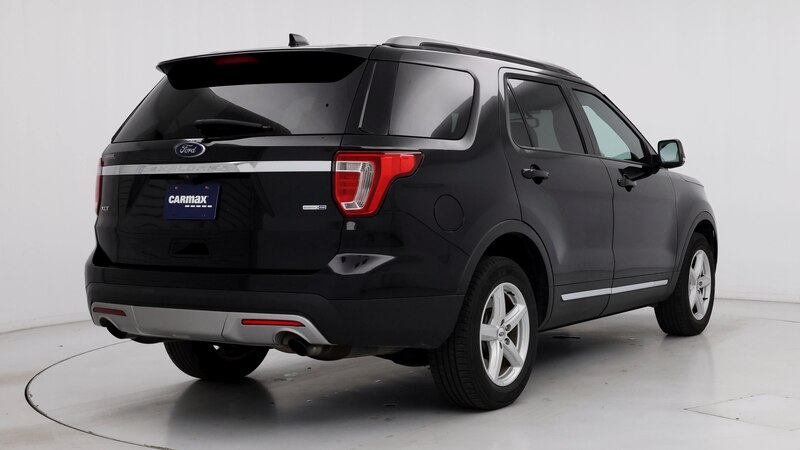 2017 Ford Explorer XLT 8