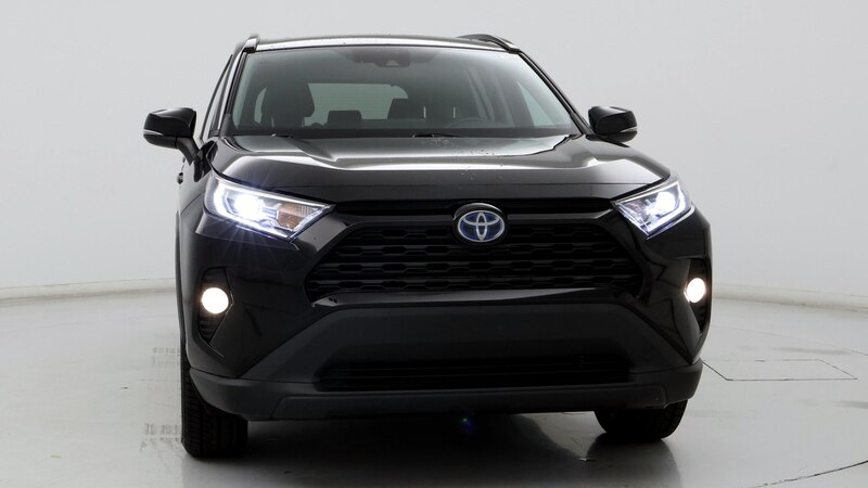 2020 Toyota RAV4 XLE 5