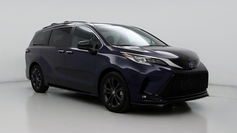 2022 Toyota Sienna XSE Hero Image