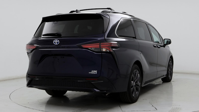 2022 Toyota Sienna XSE 8