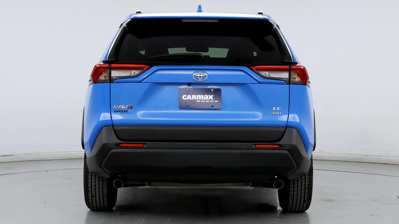 2019 Toyota RAV4 LE 6