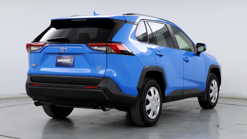 2019 Toyota RAV4 LE 8