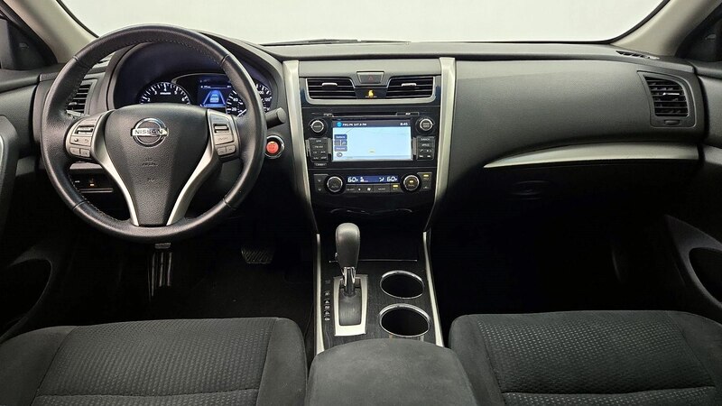 2014 Nissan Altima SV 9