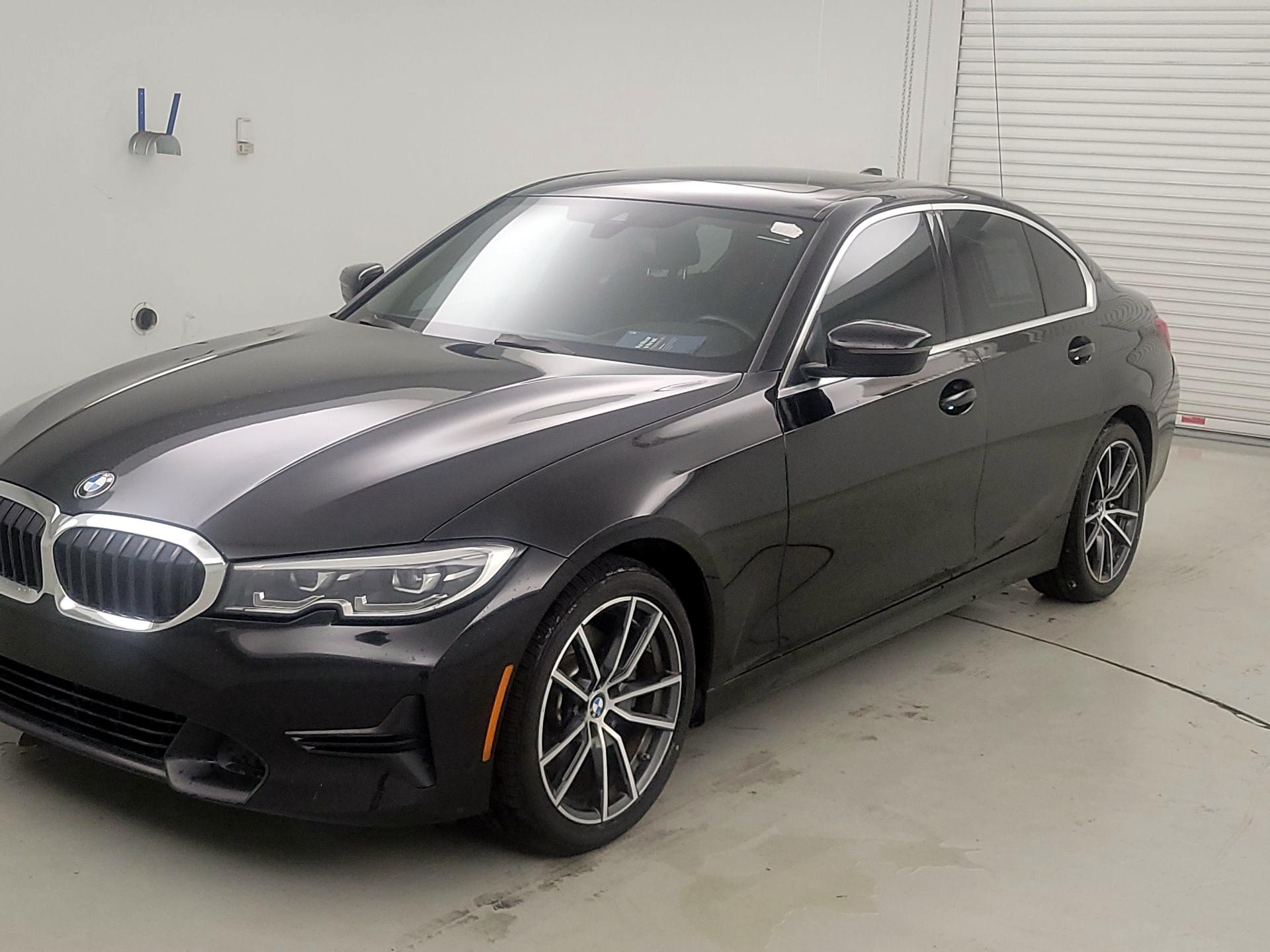 Thumbnail: 2020 BMW 3 Series - 3