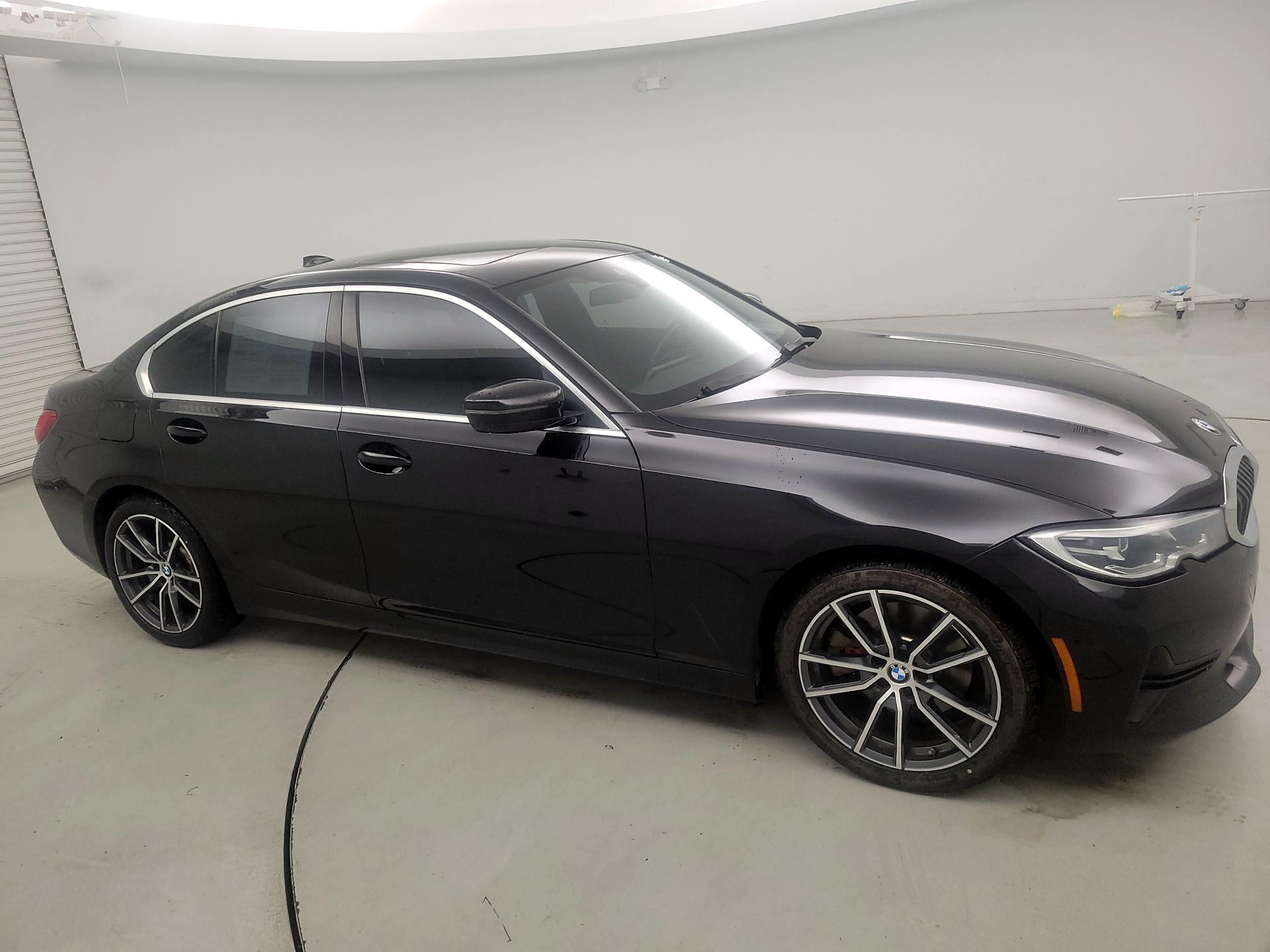 Thumbnail: 2020 BMW 3 Series - 4