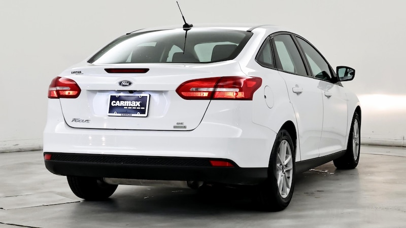 2018 Ford Focus SE 8