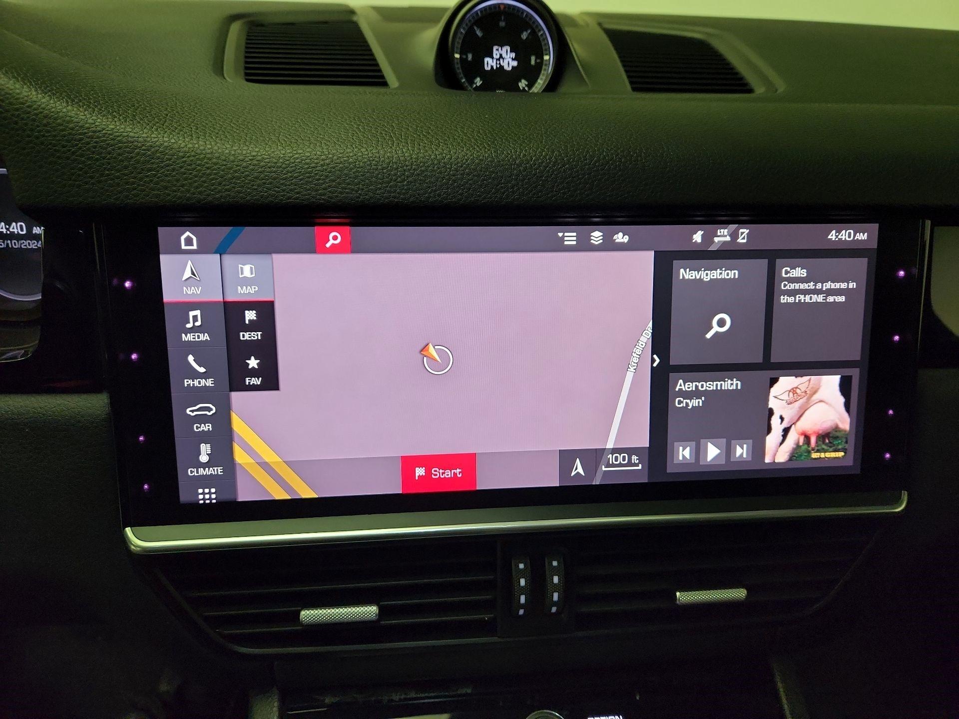 Thumbnail: 2020 Porsche Cayenne - 14