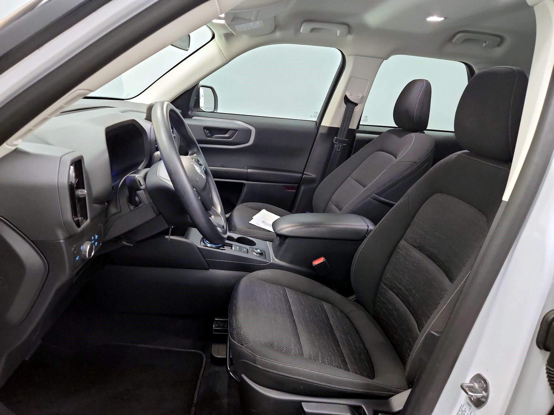 Thumbnail: 2021 Ford Bronco Sport - 11