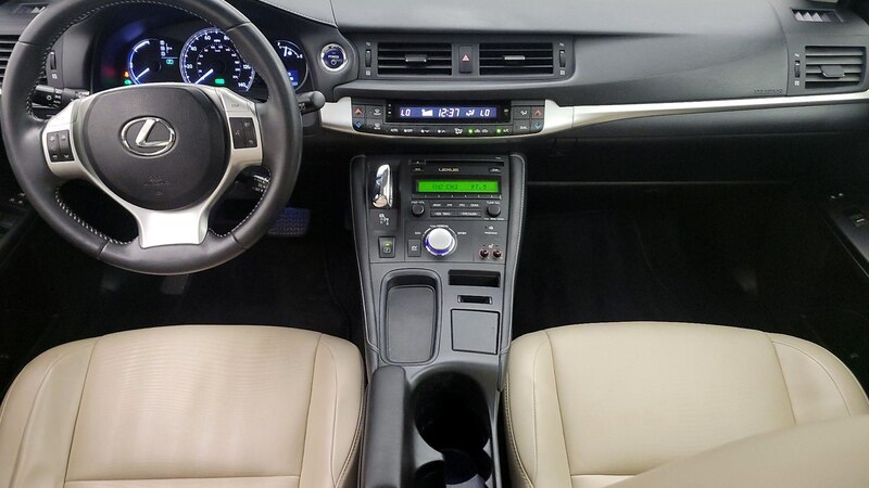 2013 Lexus CT 200h 9