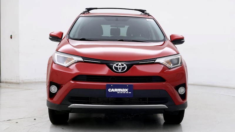 2016 Toyota RAV4 XLE 5