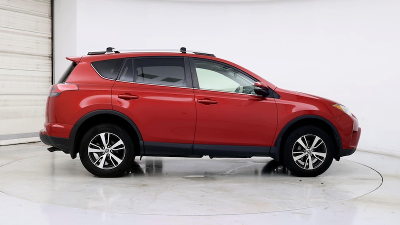 2016 Toyota RAV4 XLE 7