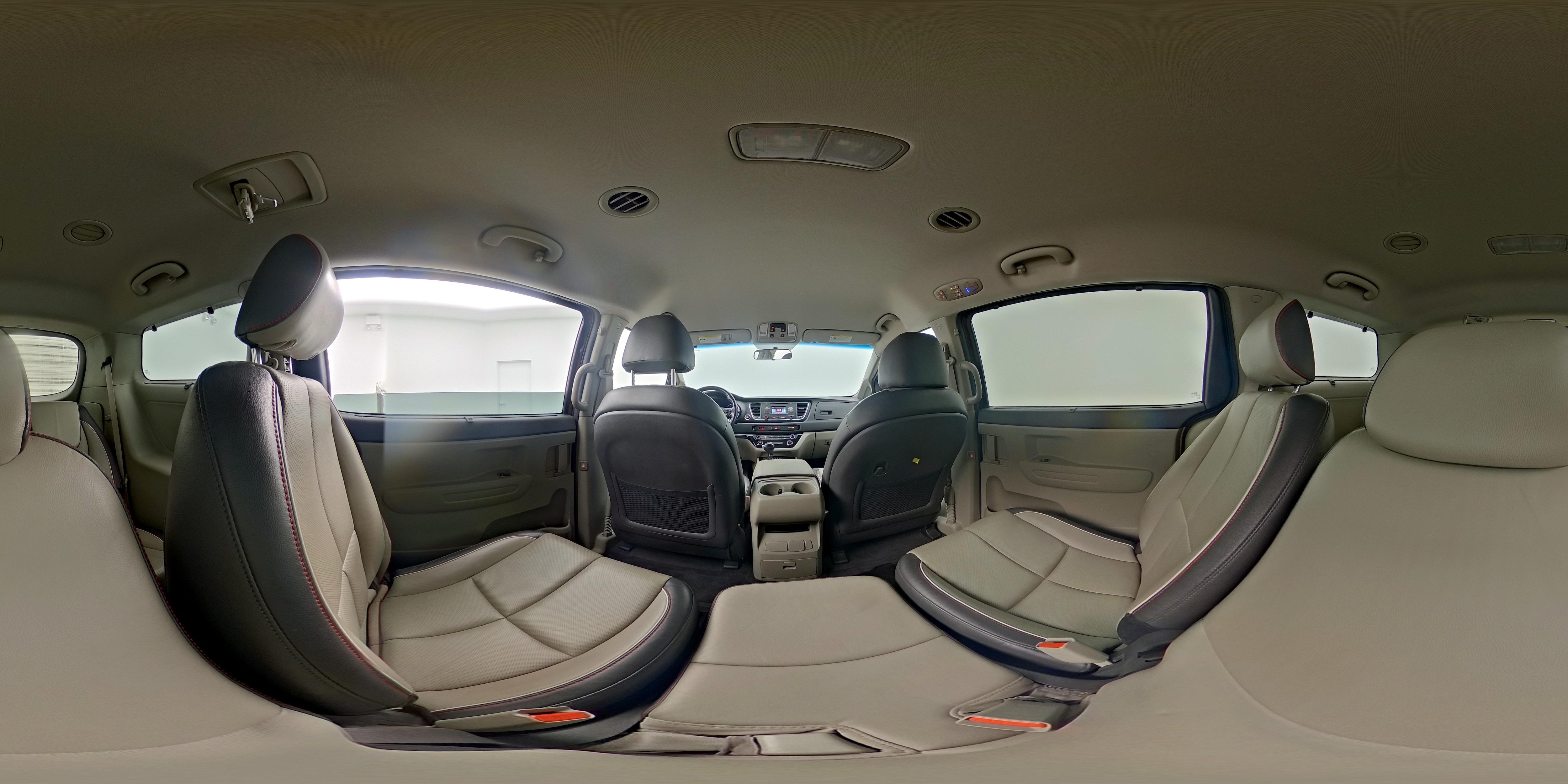 2017 Kia Sedona LX - Photo 27