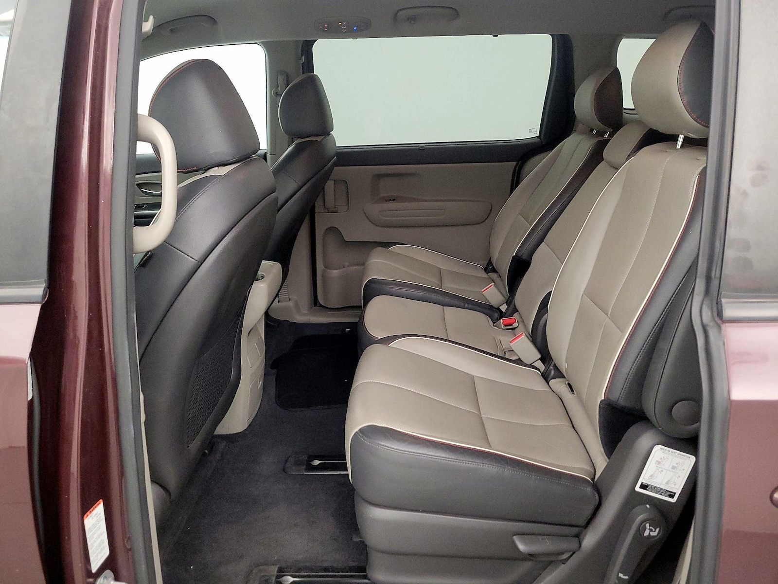 2017 Kia Sedona LX - Photo 20