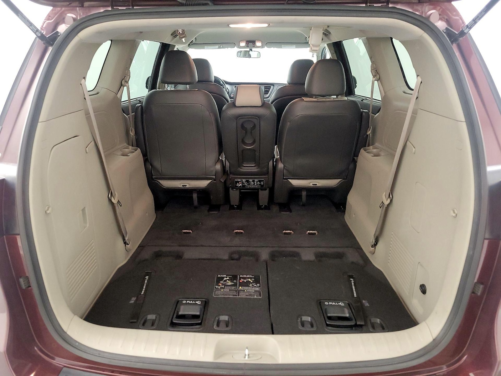 2017 Kia Sedona LX - Photo 23