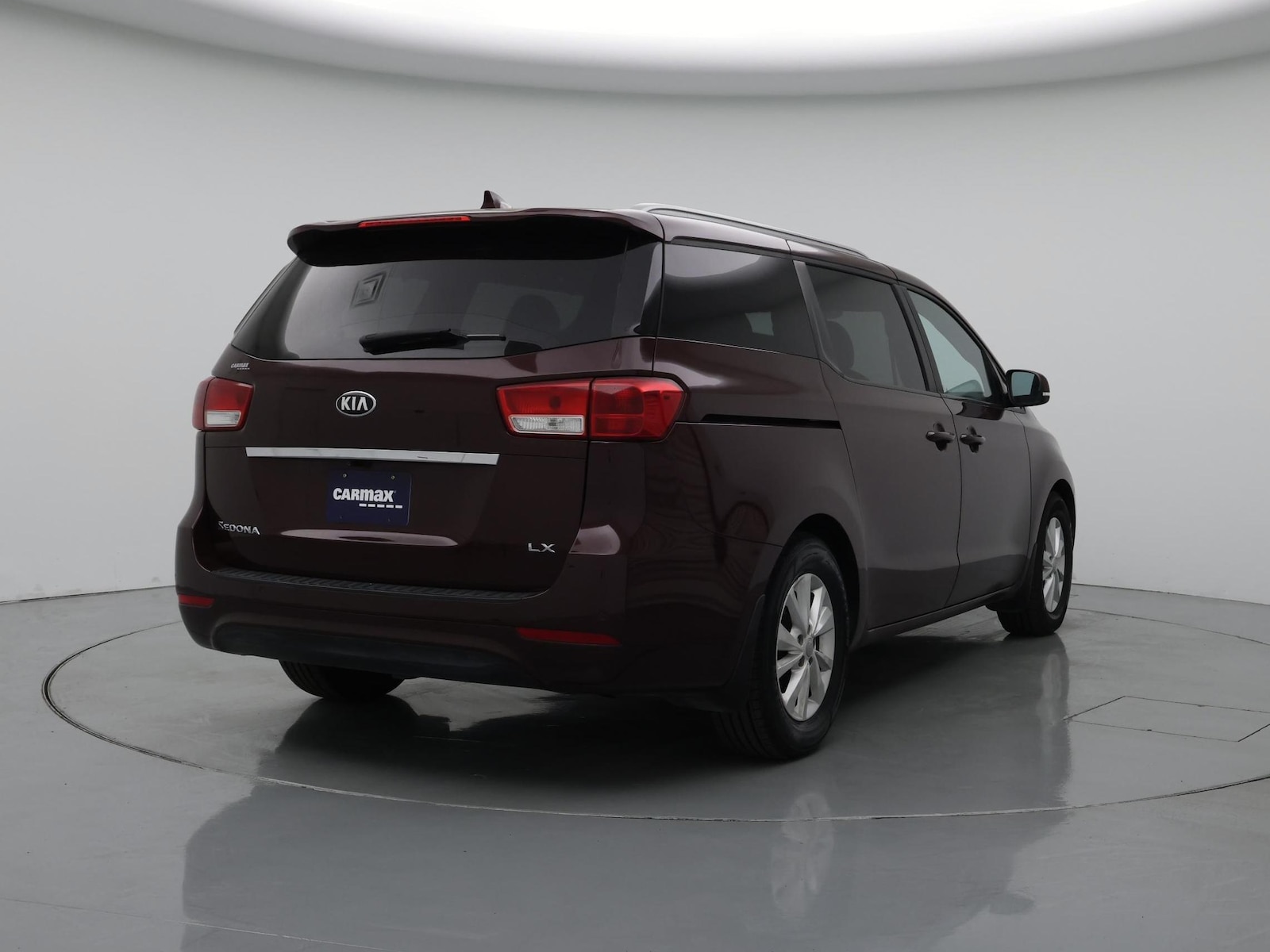 2017 Kia Sedona LX - Photo 9