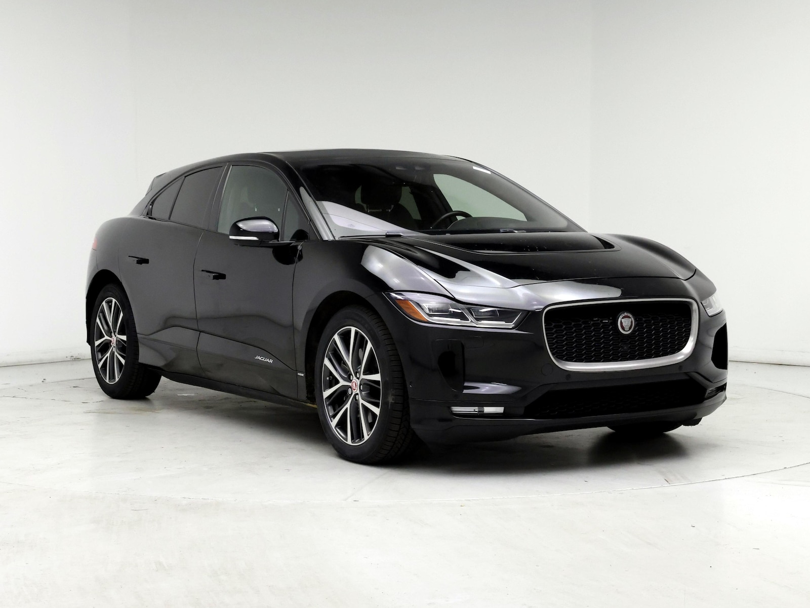 Used 2019 Jaguar I-PACE First Edition with VIN SADHD2S17K1F76729 for sale in Kenosha, WI