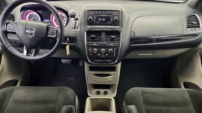 2015 Dodge Grand Caravan SE 9