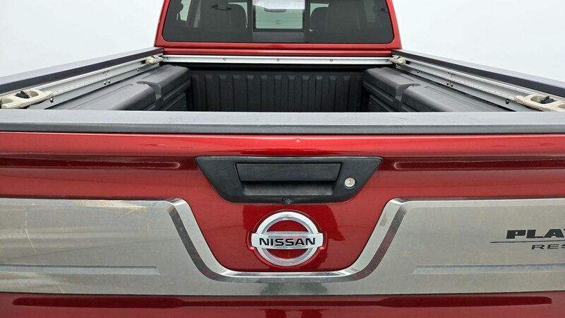 2016 Nissan Titan Platinum Reserve 21