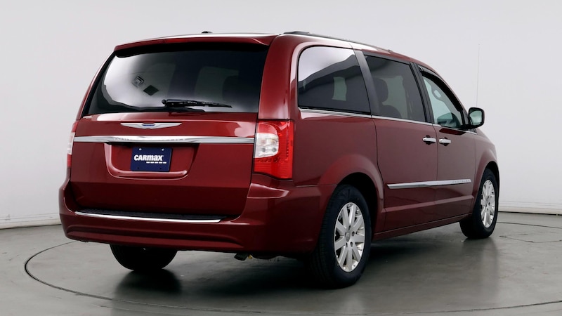 2015 Chrysler Town & Country Touring 8