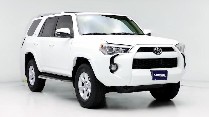 2018 Toyota 4Runner SR5 Hero Image