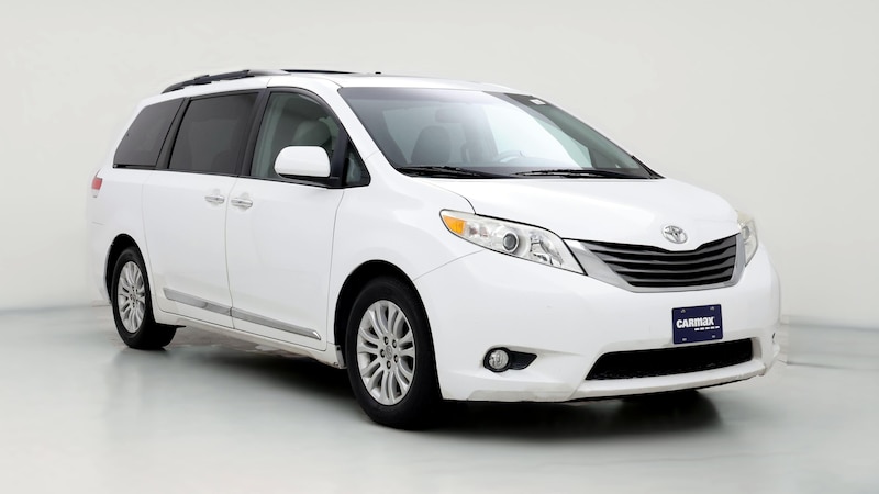 2014 Toyota Sienna XLE Hero Image