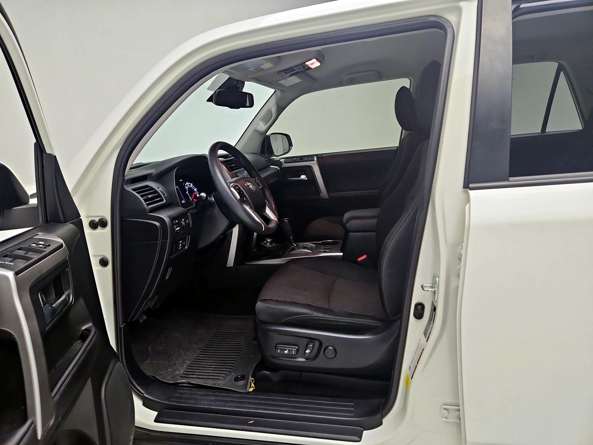 Thumbnail: 2022 Toyota 4Runner - 11