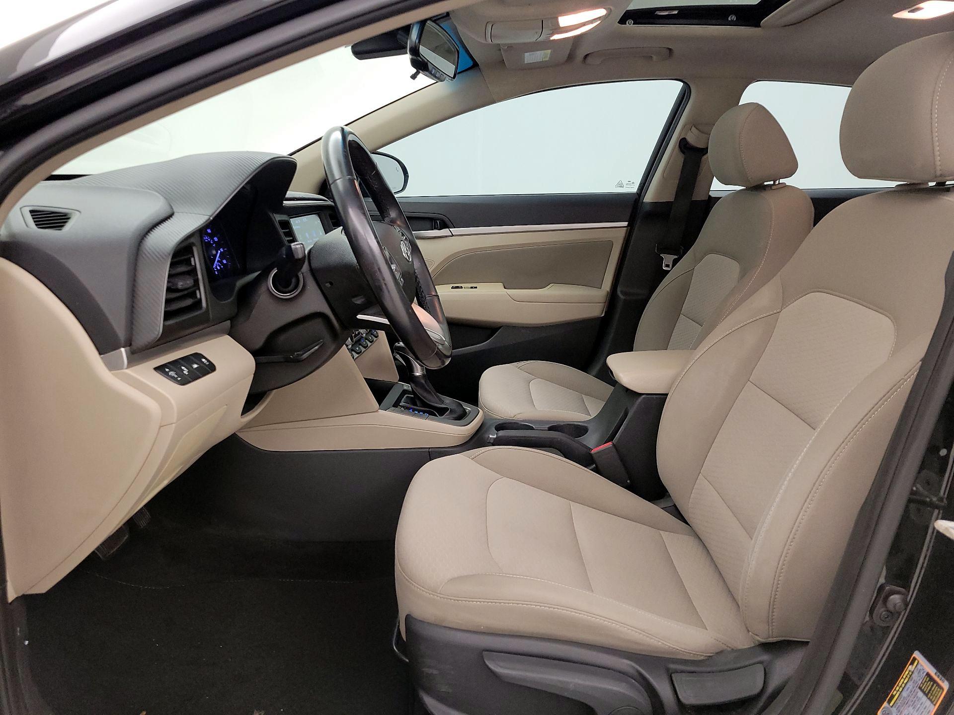 Thumbnail: 2020 Hyundai Elantra - 11