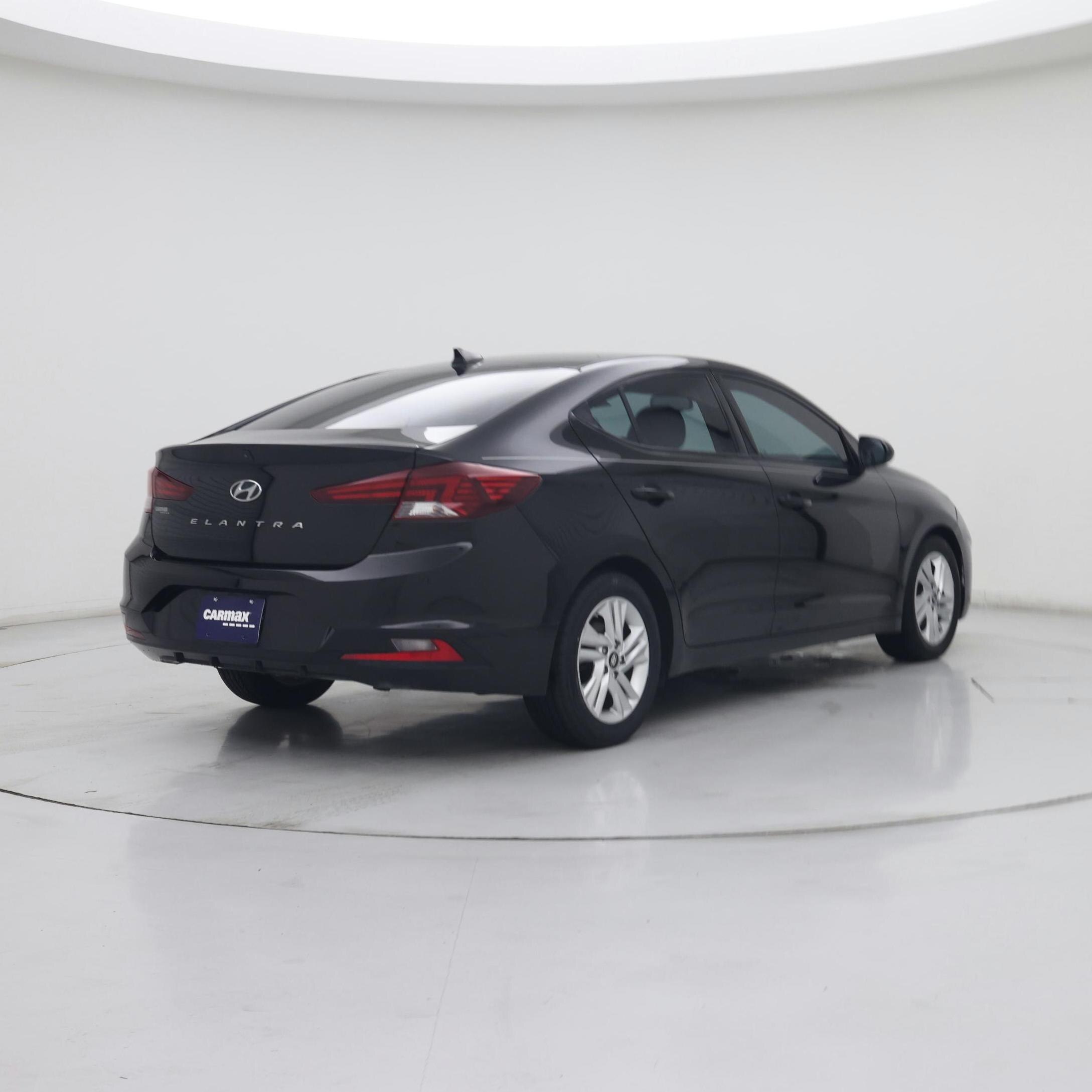 Thumbnail: 2020 Hyundai Elantra - 8