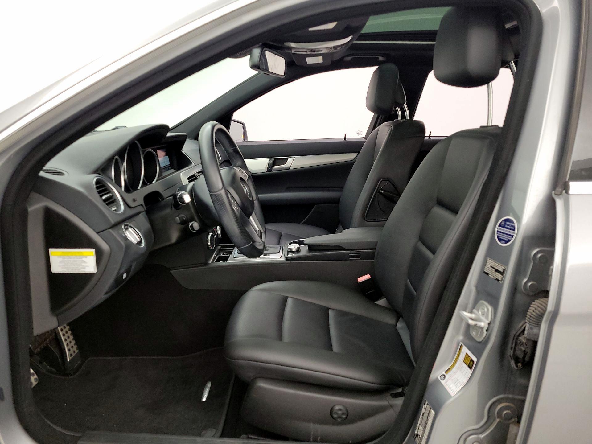 Thumbnail: 2014 Mercedes-Benz C-Class - 11