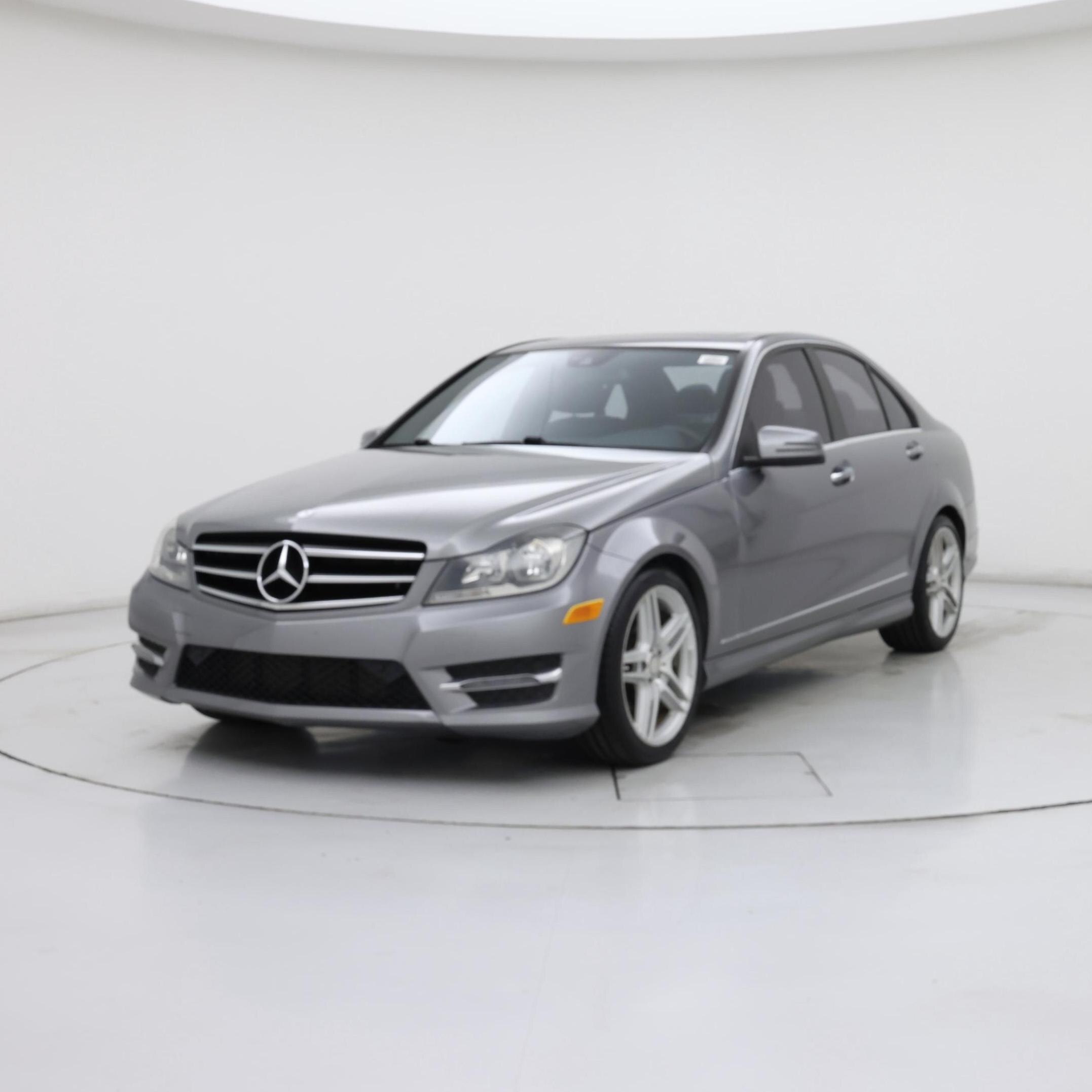 Thumbnail: 2014 Mercedes-Benz C-Class - 4