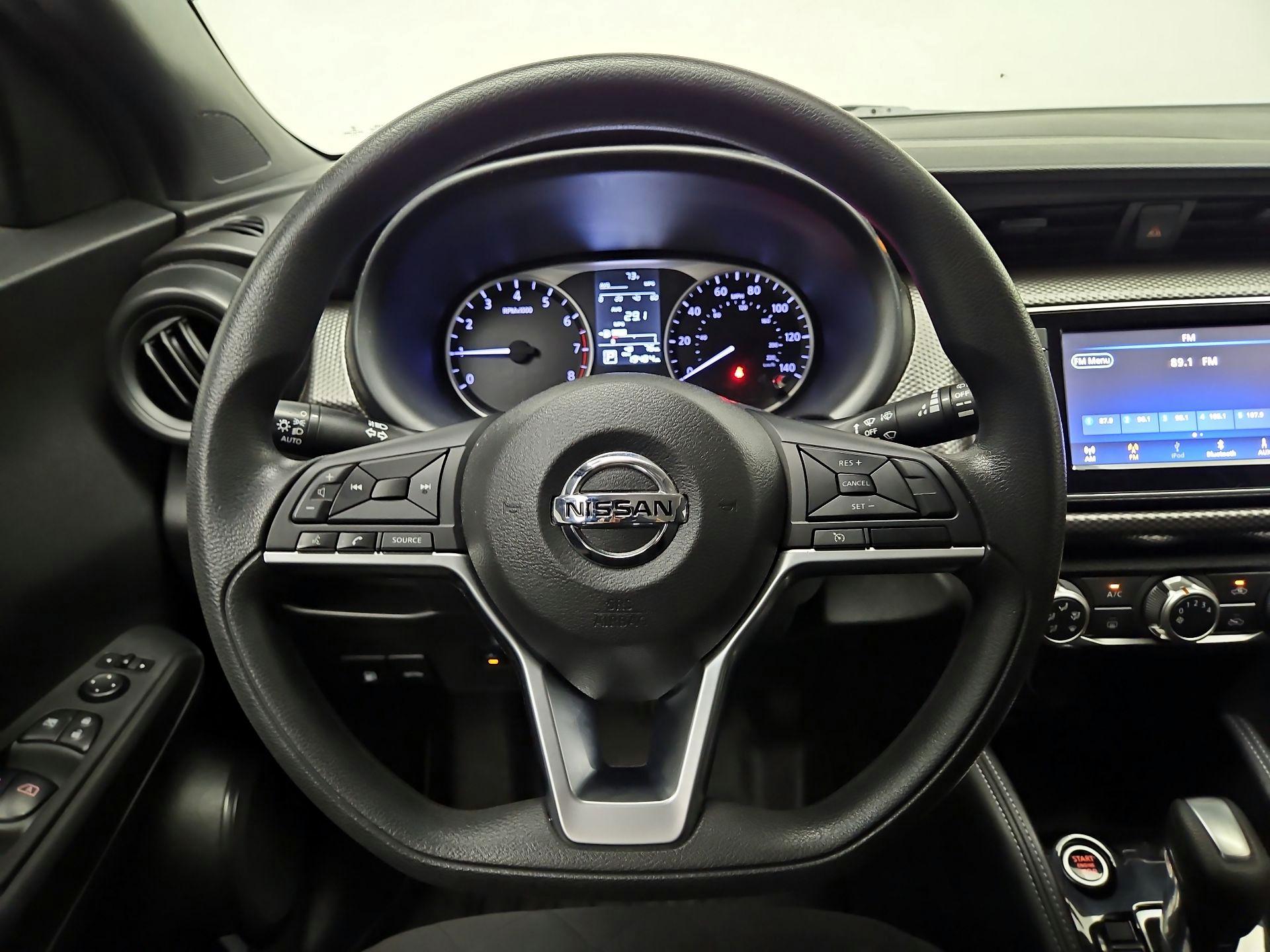 Thumbnail: 2019 Nissan Kicks - 10