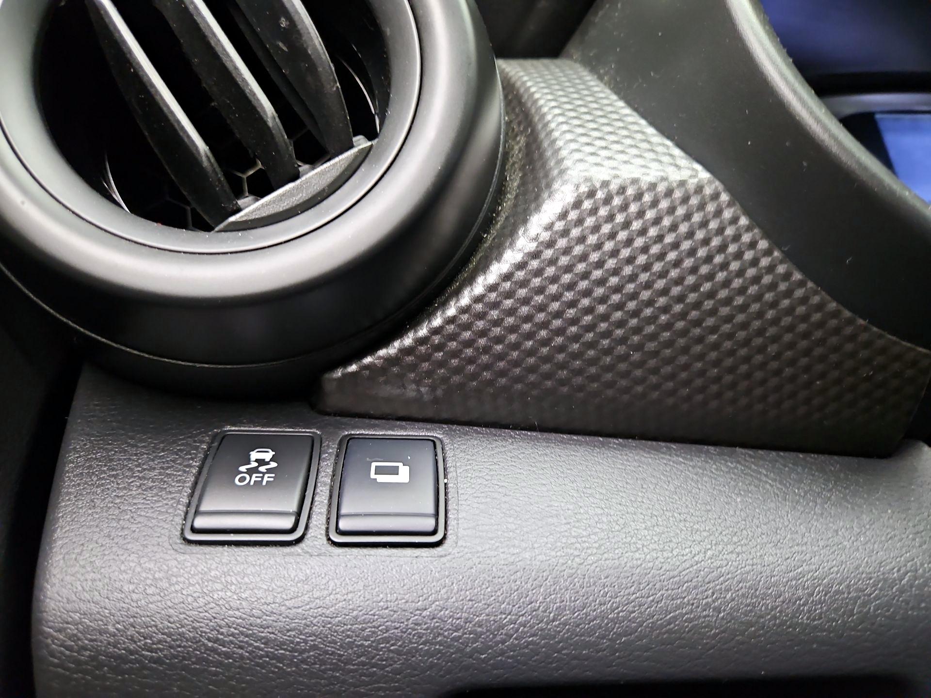 Thumbnail: 2019 Nissan Kicks - 13