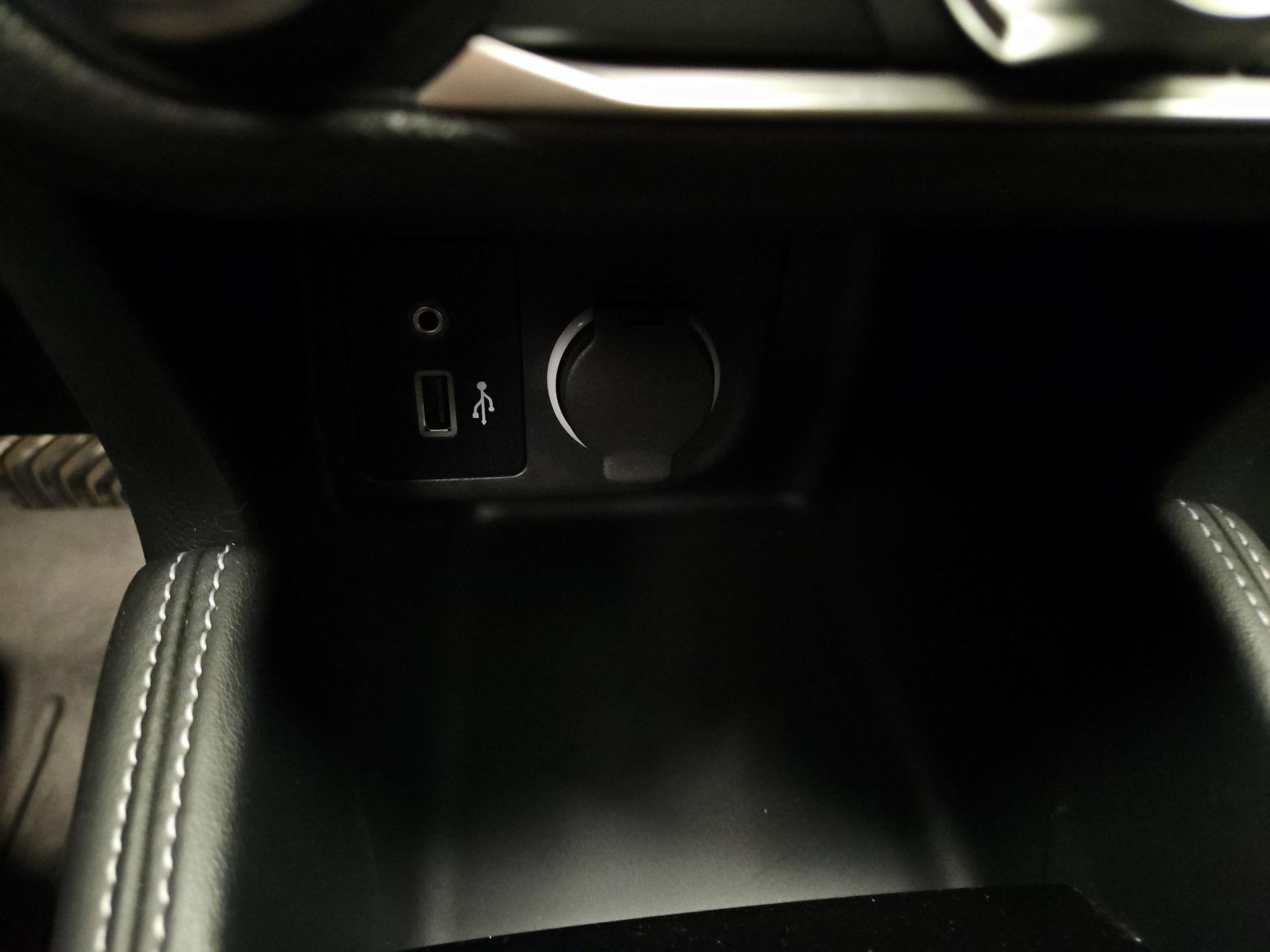 Thumbnail: 2019 Nissan Kicks - 18