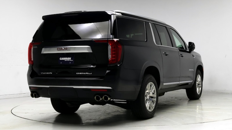 2021 GMC Yukon XL Denali 8