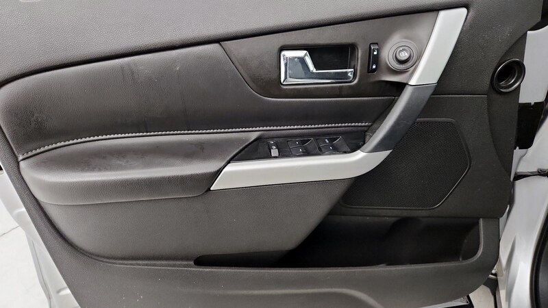2013 Ford Edge SE 12
