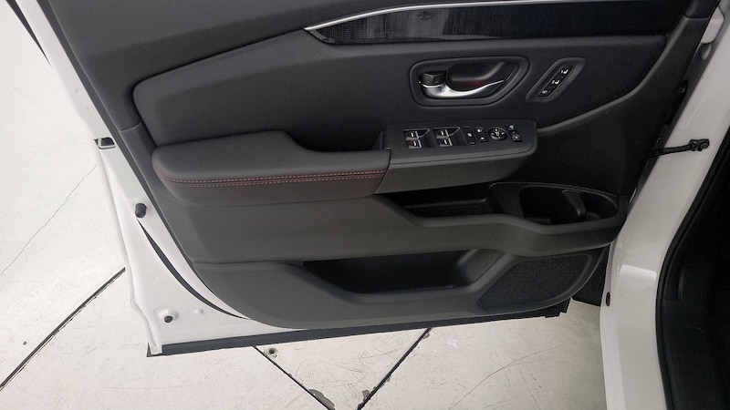 2025 Honda Pilot Black Edition 12