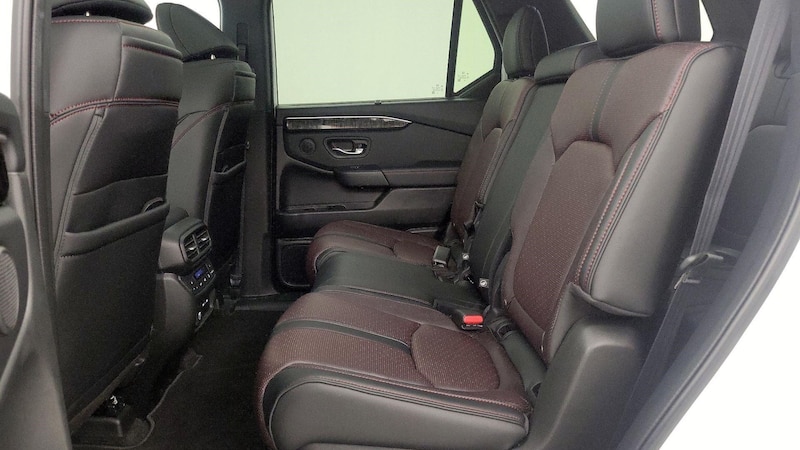 2025 Honda Pilot Black Edition 21