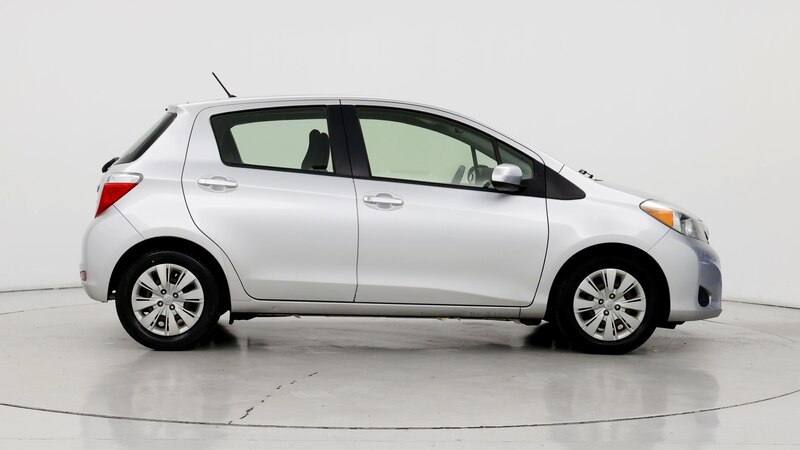 2013 Toyota Yaris LE 7