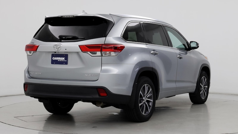 2018 Toyota Highlander XLE 8