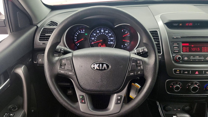 2014 Kia Sorento LX 10