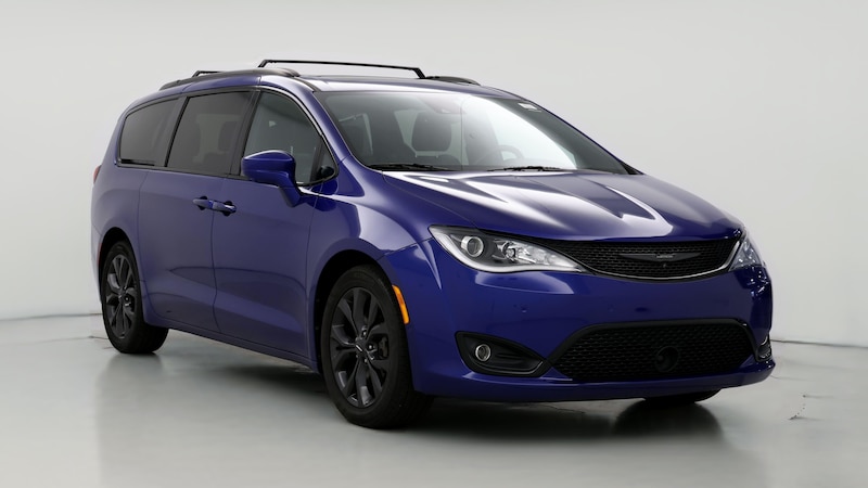 2018 Chrysler Pacifica  Hero Image