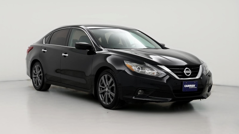 2018 Nissan Altima SR Hero Image