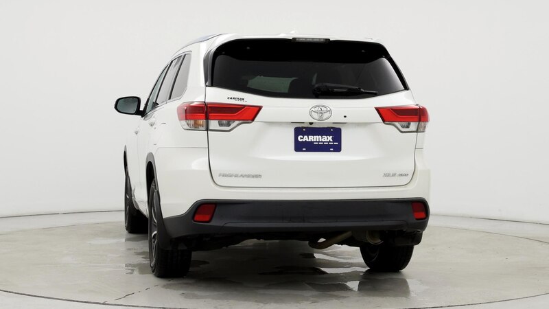 2017 Toyota Highlander XLE 6